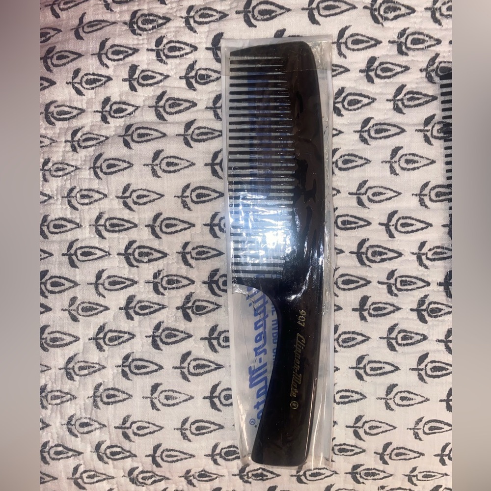 Famous 907 comb RARE - Picture 2 of 3